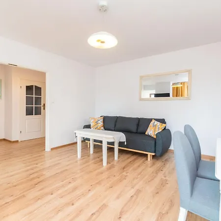 Tropicana - By Grand アパート *